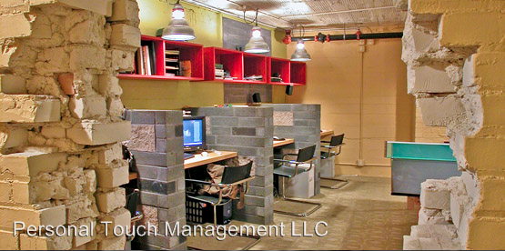 111 Roberts St N - Photo 2 of 6