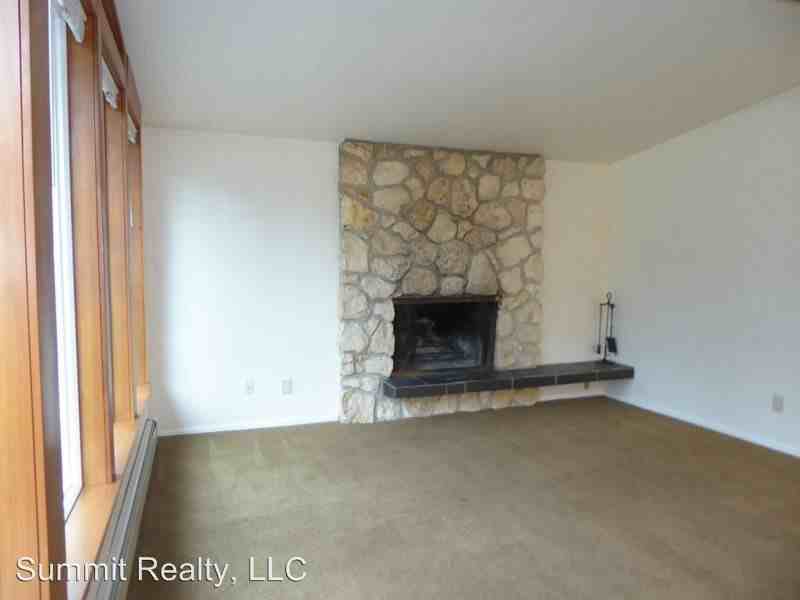 2206 Muir St - Photo 2 of 11