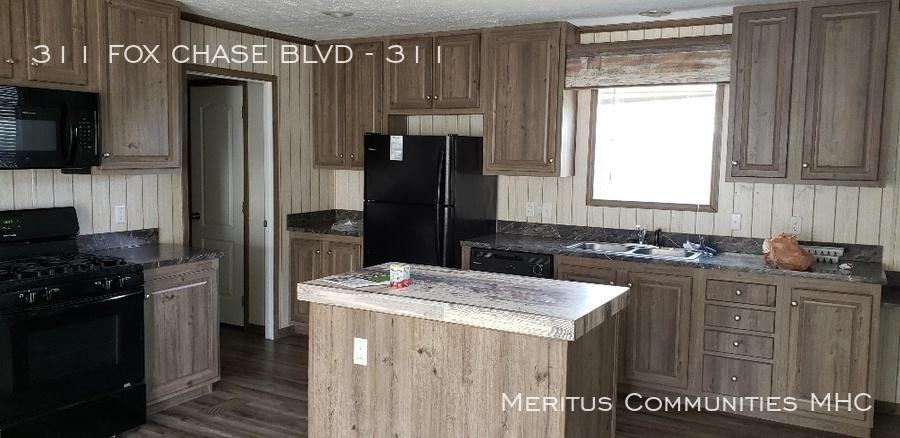 311 Fox Chase Blvd - Photo 2 of 19