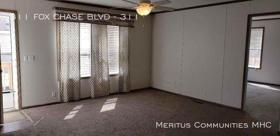 311 Fox Chase Blvd - Photo 3 of 19