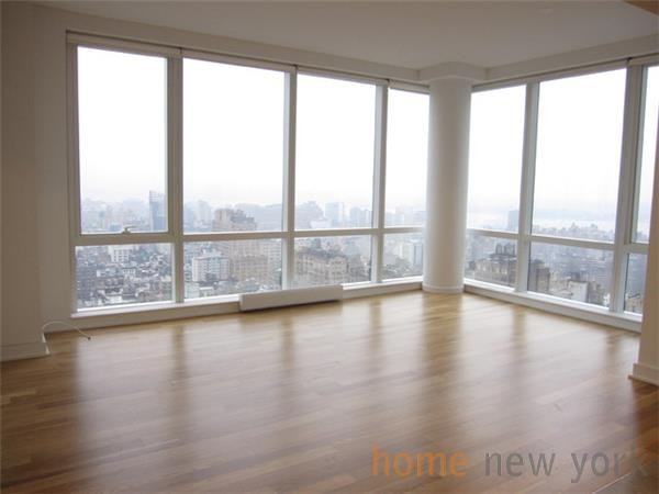 Ave of the Americas & West 32nd St, Manhattan Mall #PH2C