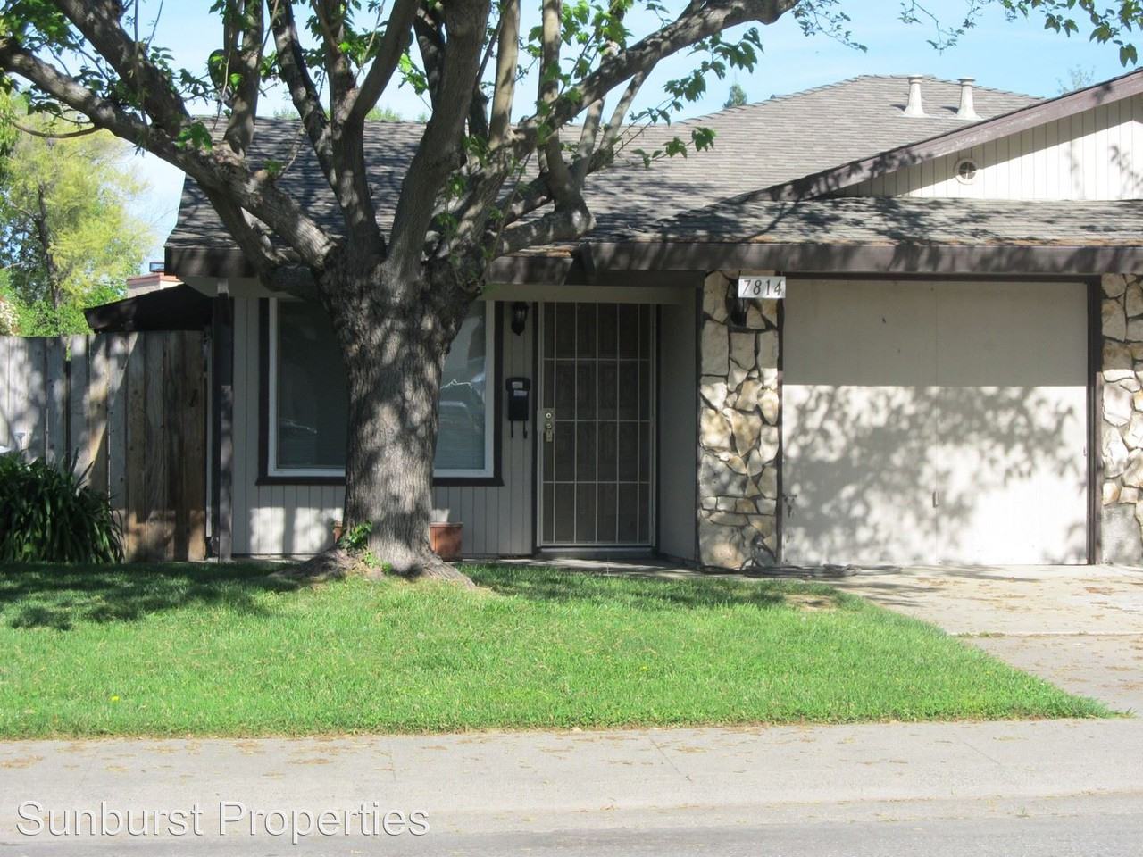 7812-7814 Glen Echo Street - Photo 2 of 20