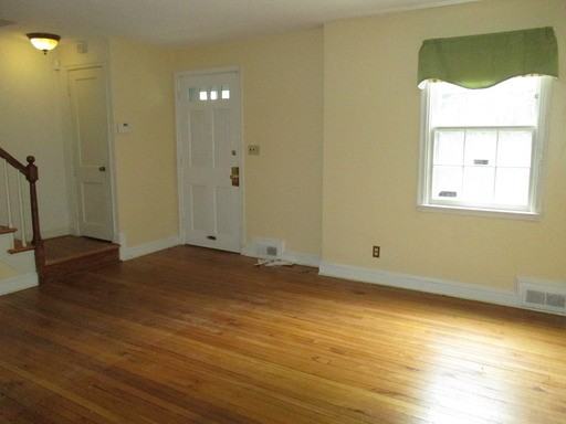 1203 Northview Rd - Photo 3 of 16