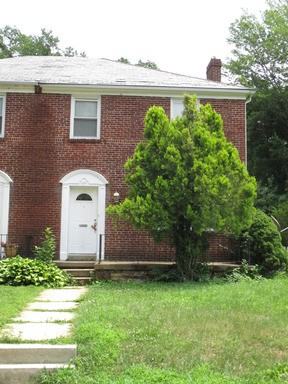 621 Stamford Rd - Photo 2 of 21