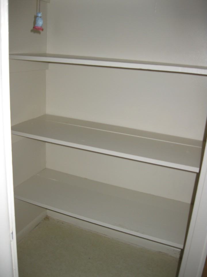 520 Laurel St - Photo 3 of 6