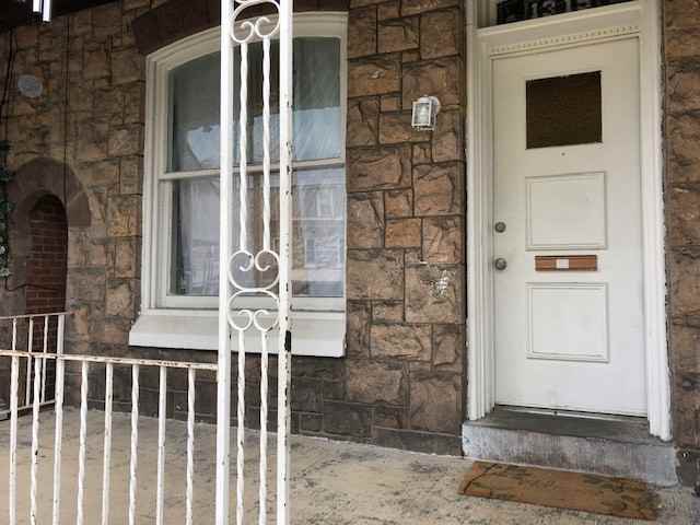 1315 N 11th St - Photo 2 of 9