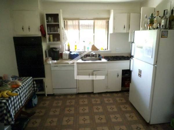 275 Corey Rd - Photo 3 of 6