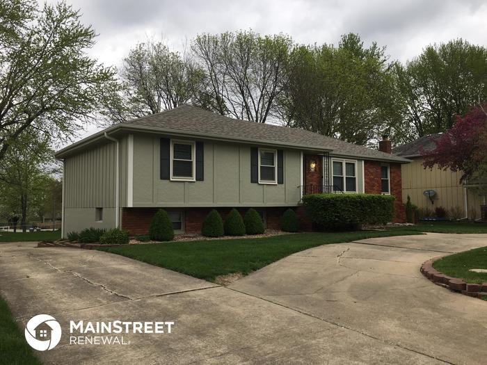 506 N Jefferson St - Photo 2 of 17