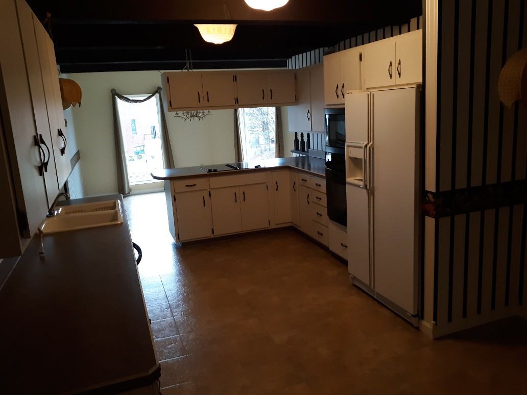 191 Broadway St - Photo 3 of 14