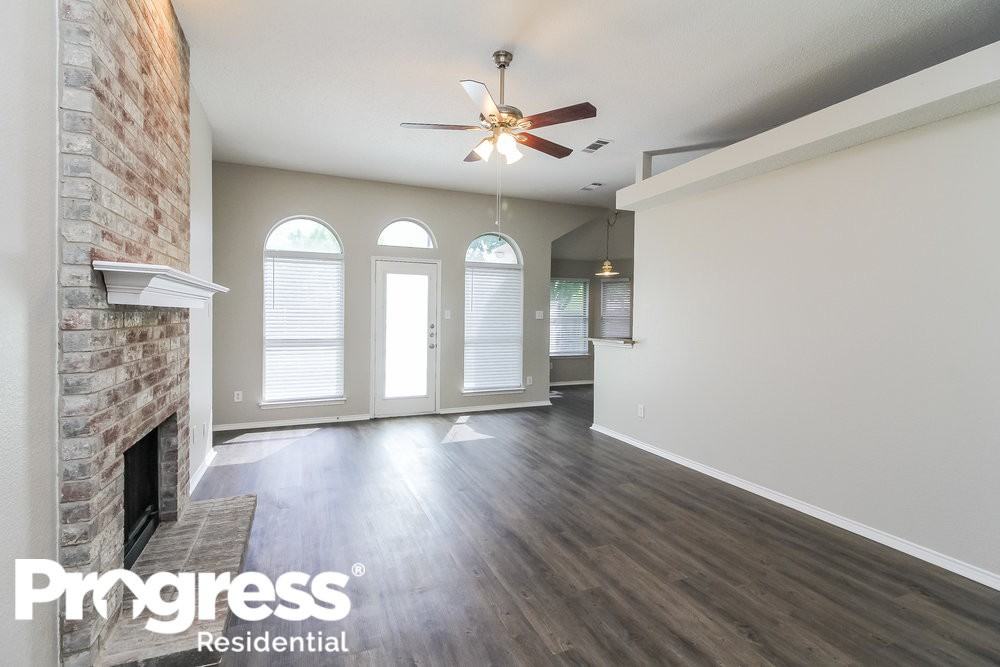 1745 Duster Cir - Photo 3 of 16