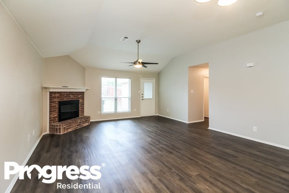 1753 Cansler Ln - Photo 3 of 15