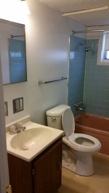 1301 N 49th Ave #1 - Photo 3 of 9