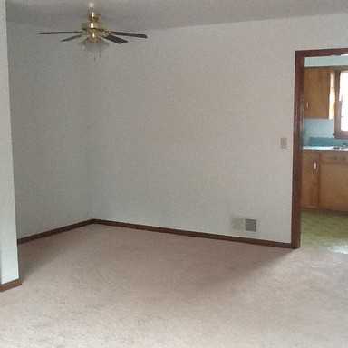 1309 N 49th Ave #5 - Photo 3 of 7