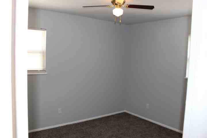 3828 Northwest 29th Street - Photo 6 of 10