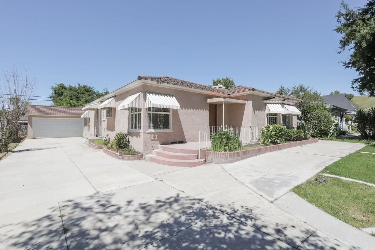 2824 Serrano Rd N - Photo 3 of 20