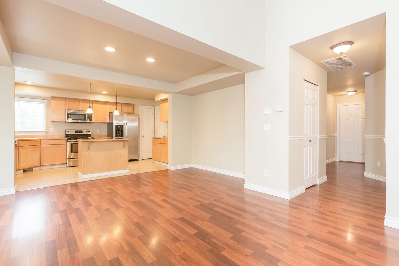 2008 80th Ave Ne - Photo 3 of 19