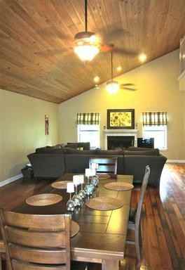 3698 Mackey Cove Dr - Photo 2 of 17