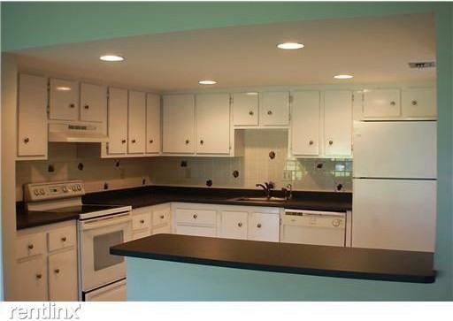 3962 Inverrary Dr - Photo 2 of 3