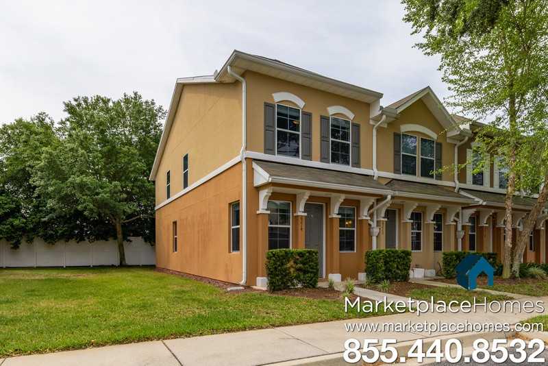 6214 High Tide Blvd - Photo 2 of 17