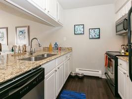 featured image of 4982 S Ulster St