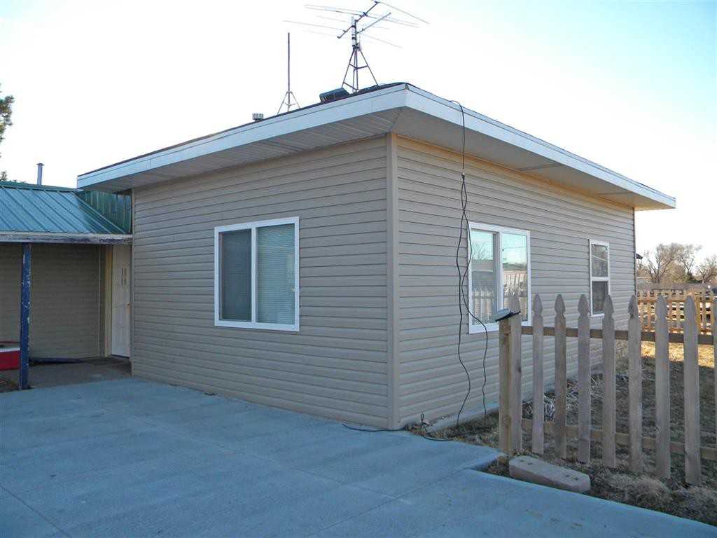 3020 W 14th St - Photo 3 of 24