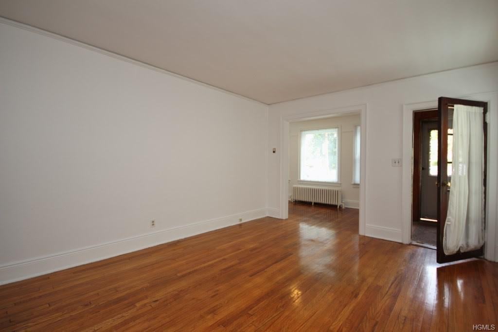 15 Chestnut St - Photo 3 of 22