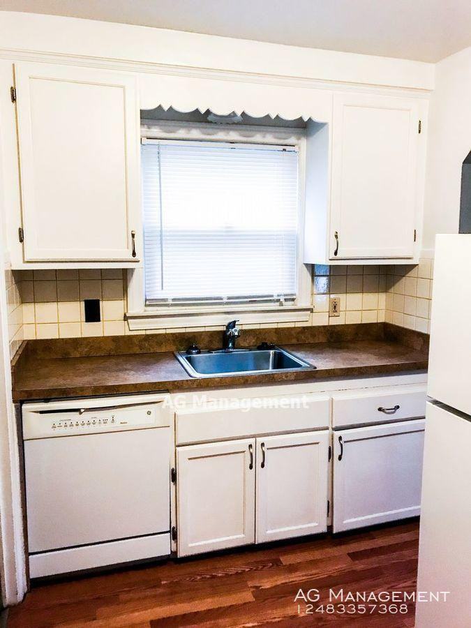 14524 Keppen Ave - Photo 2 of 41