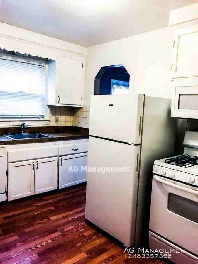 14524 Keppen Ave - Photo 3 of 41