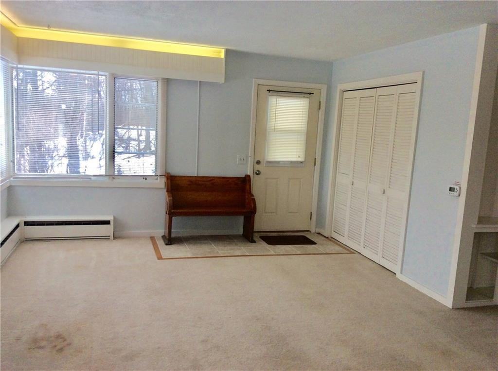 9763 Union St - Photo 3 of 7