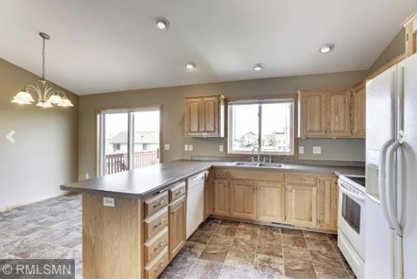 1205 Olivia Street Se - Photo 2 of 6