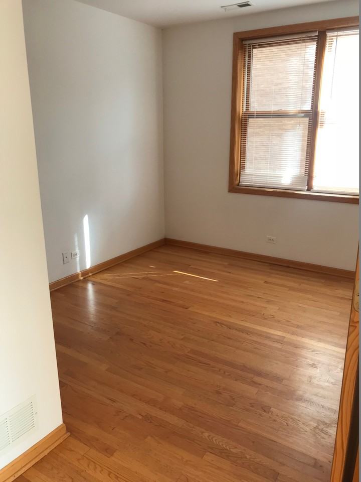 4101-4103 N.Kenmore - Photo 2 of 15