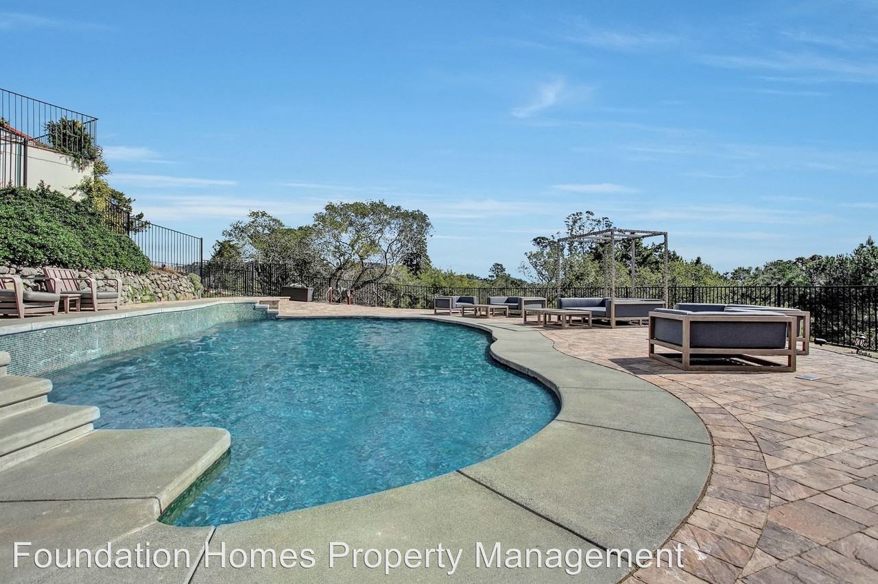 609 Summit Ave - Photo 3 of 16