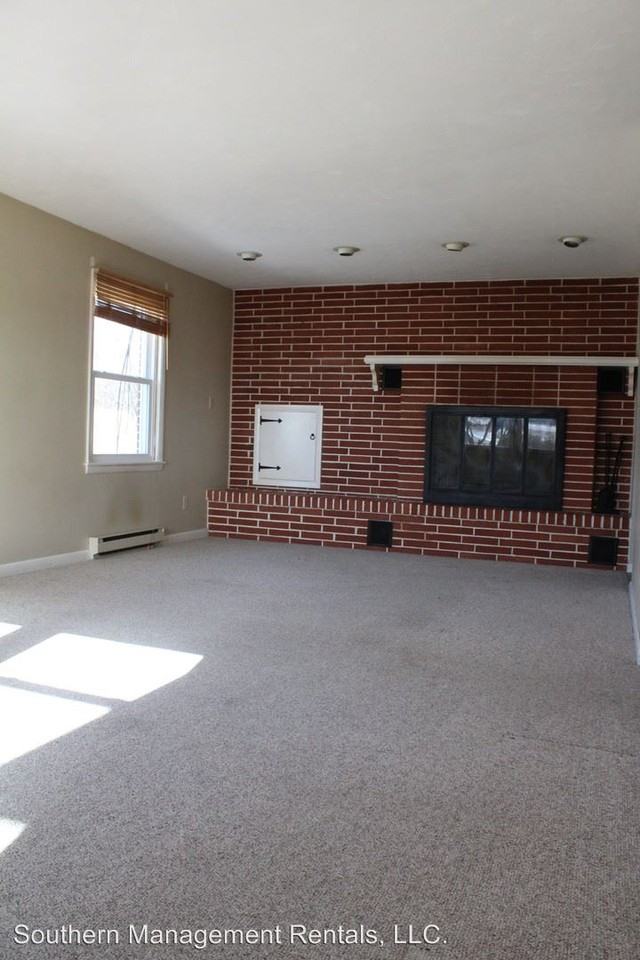 125 W Main St - Photo 2 of 7