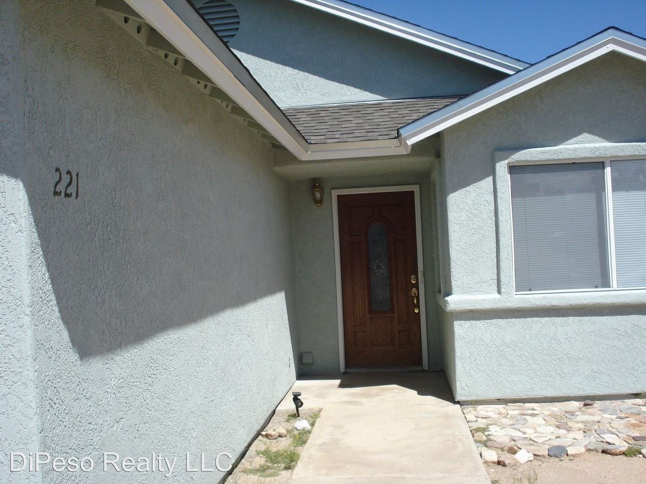 221 E Radine Dr - Photo 2 of 15