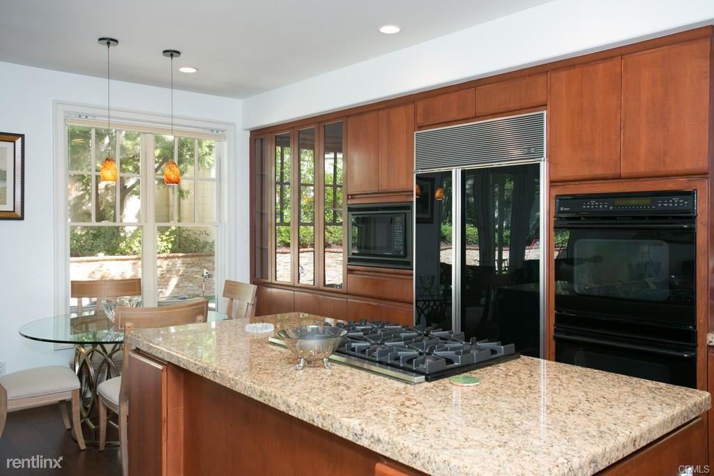 12 Turnberry Dr - Photo 2 of 17