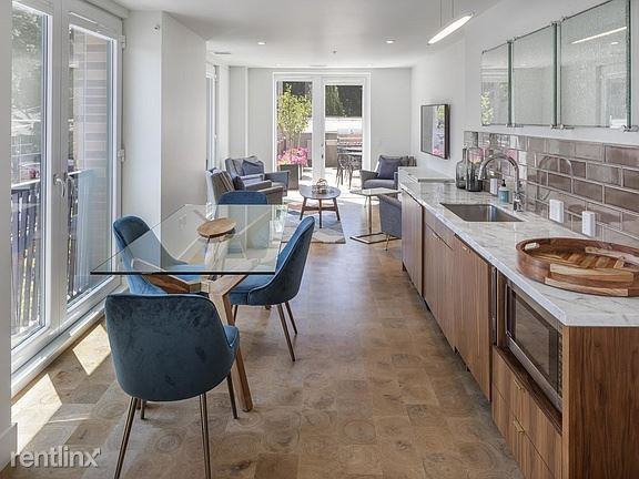 535 NW 11th Ave - Photo 3 of 7