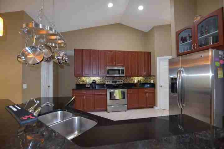 5505 NW Evanston Ave - Photo 2 of 2