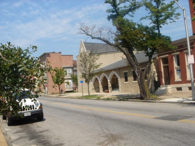 1012 W Lafayette Ave - Photo 6 of 8