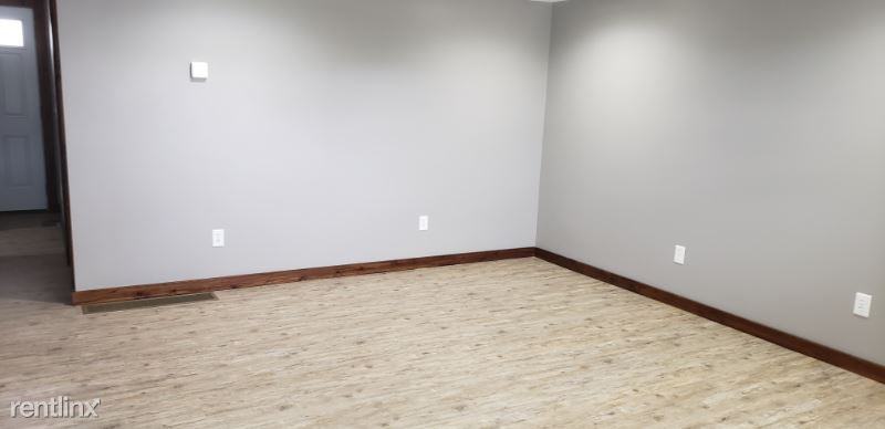 1 IN-524 - Photo 2 of 7