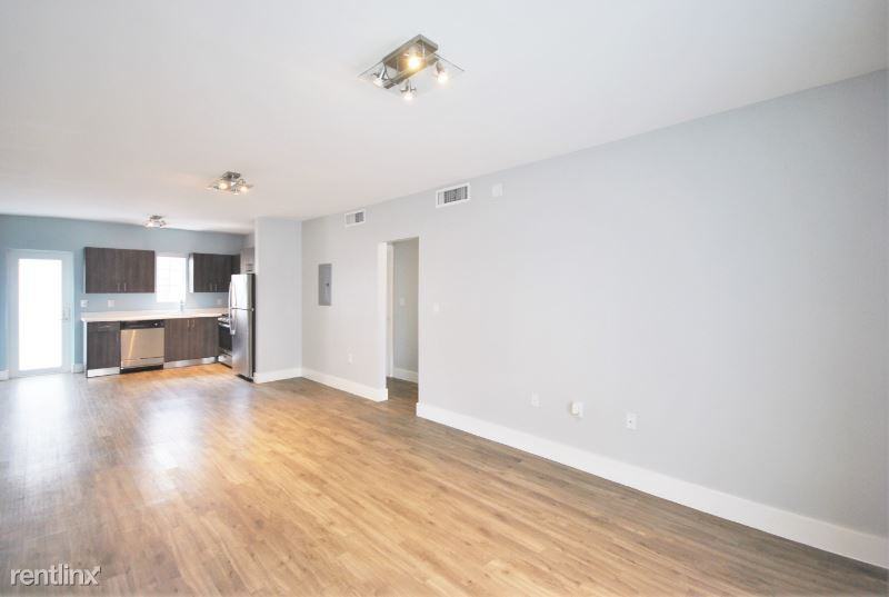 331 85th ST - Photo 2 of 22