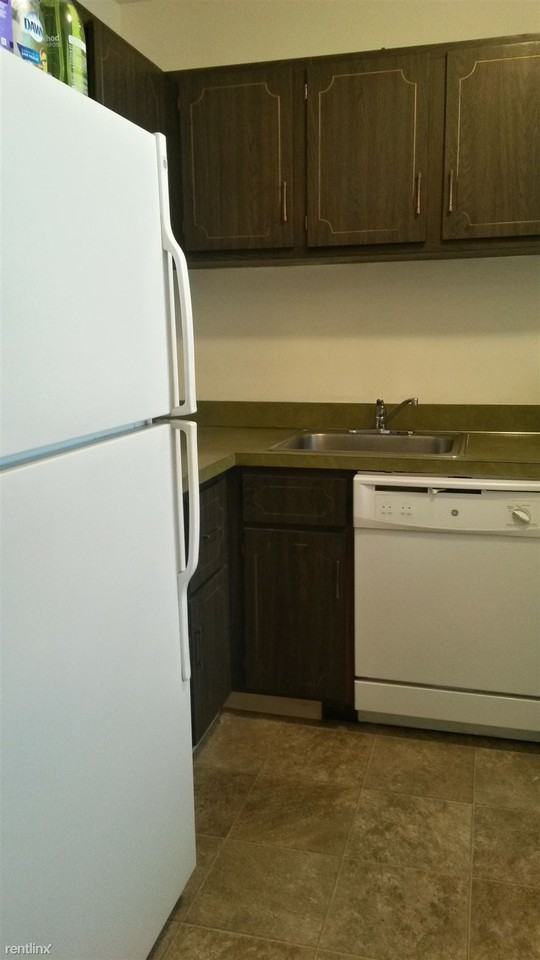 Bedford Towers - 1 brm - Bedford St - Photo 2 of 9