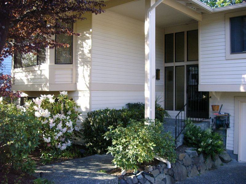 7408 125th Pl SE - Photo 2 of 7