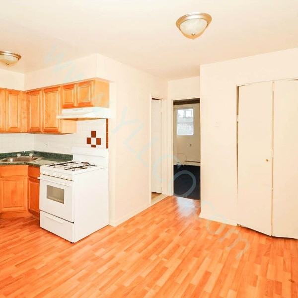 8016 Jackson Street - Photo 3 of 35