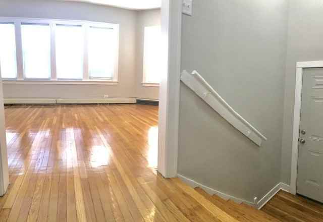 9514 S Greenwood Ave - Photo 2 of 21