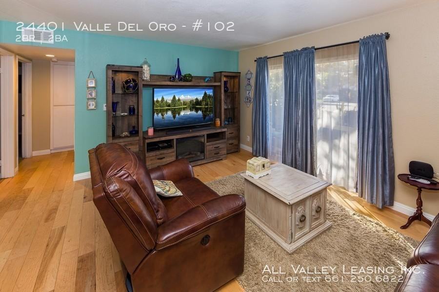 24401 Valle Del Oro - Photo 3 of 21