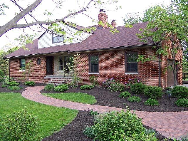 28899 Harvard Rd - Photo 2 of 26