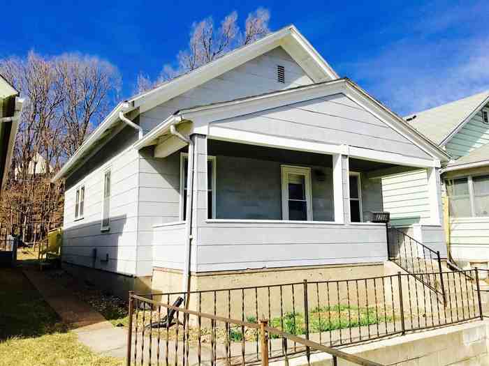 2708 S 13th St - Photo 3 of 20