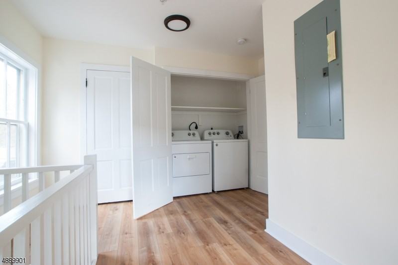 21 E Main St - Photo 4 of 23