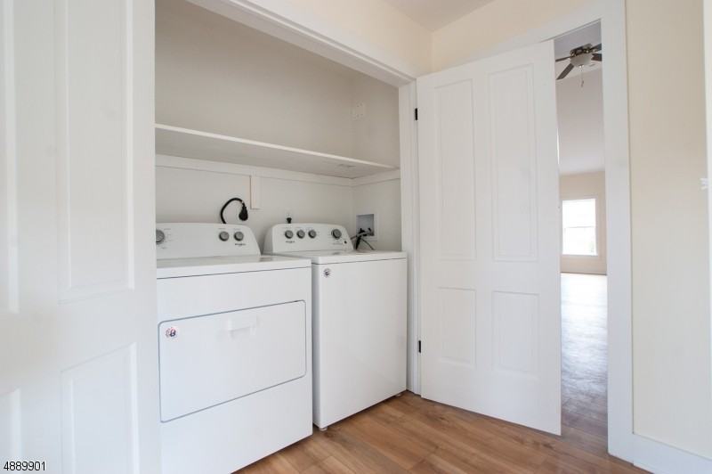 21 E Main St - Photo 5 of 23