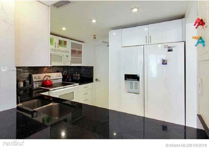 1200 West Avenue -715 - Photo 2 of 18